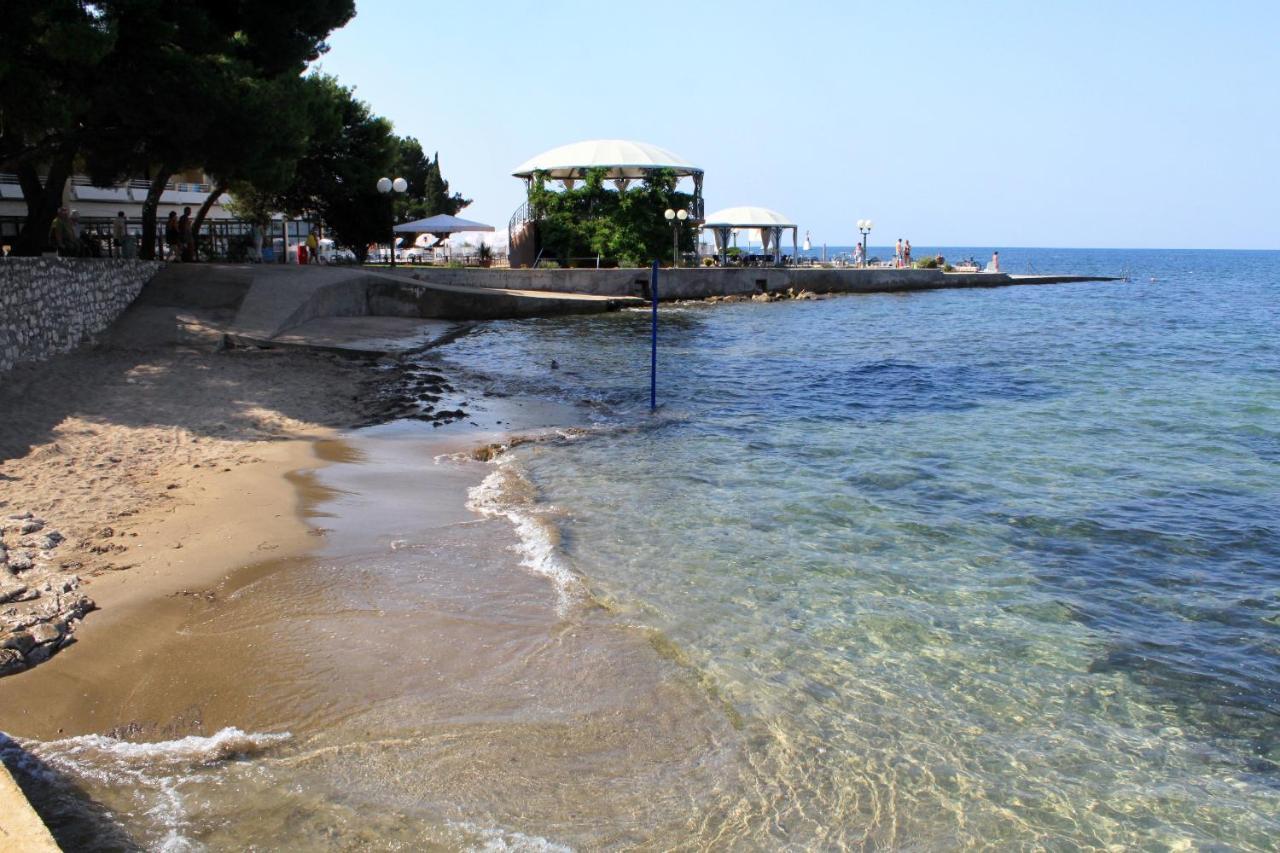 Apartments With A Parking Space Umag - 7666 מראה חיצוני תמונה