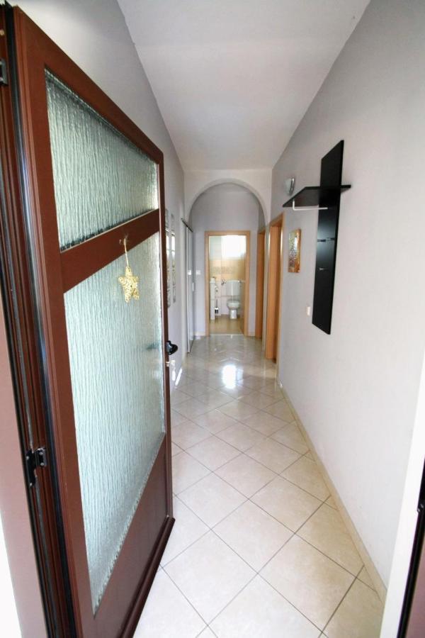 Apartments With A Parking Space Umag - 7666 מראה חיצוני תמונה