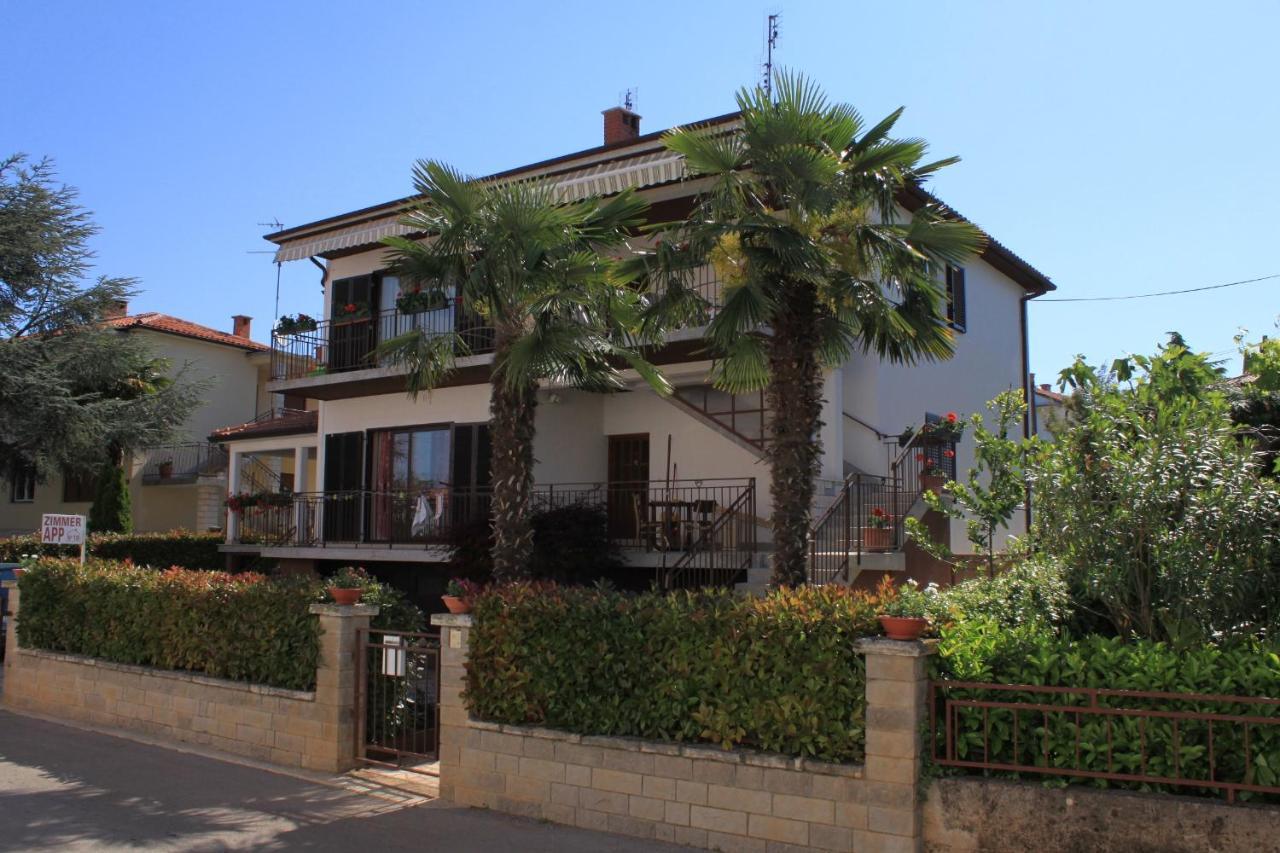 Apartments With A Parking Space Umag - 7666 מראה חיצוני תמונה