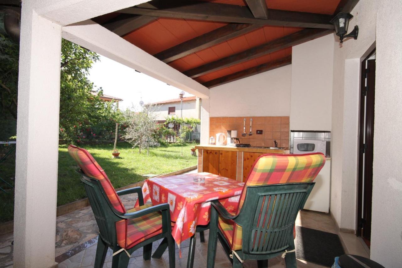 Apartments With A Parking Space Umag - 7666 מראה חיצוני תמונה